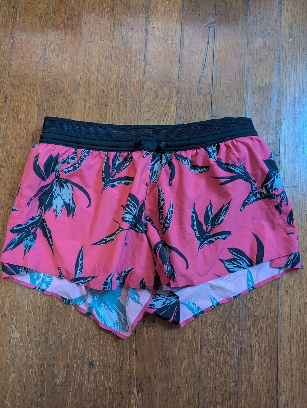 Janji Shorts Women's Small